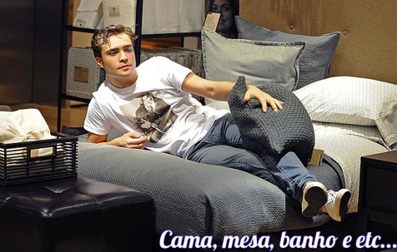 na-cama-com-chuck