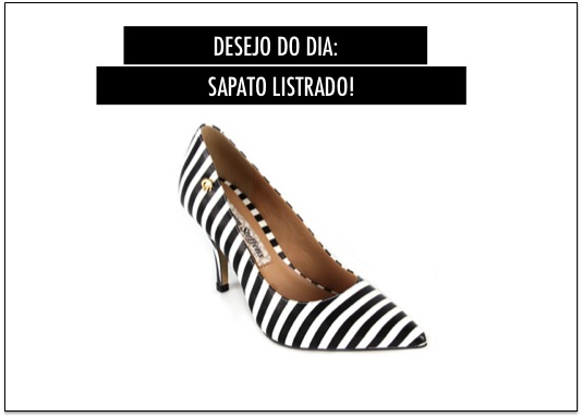 scarpin listrado preto e branco