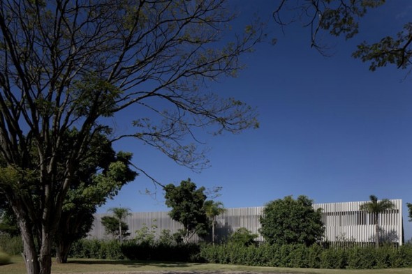 Fasano-Boa-Vista-Hotel-by-Isay-Weinfeld-Porto-Feliz-Brazil-31