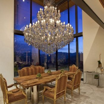 A sala do Ashton Kutcher