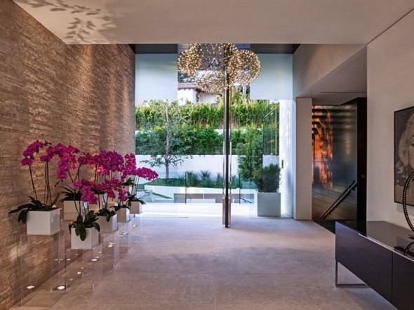 Perfect_Modern_Mansion_in_Beverly_Hills_on_world_of_architecture_16