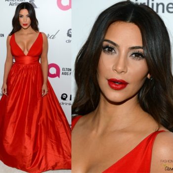 Kim Kardashian na festa do Elton John