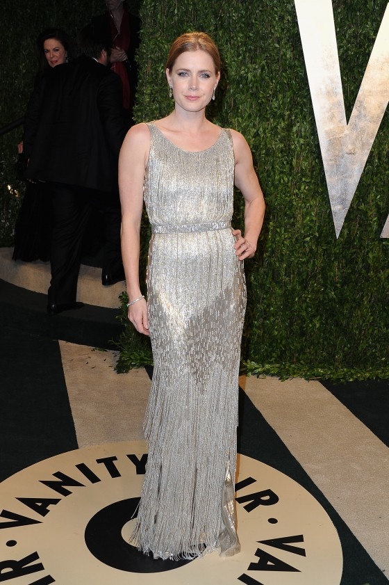 Amy-Adams---Oscar-2013---Vanity-Fair-Party--01-560x841