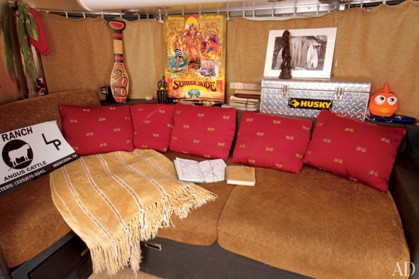 item2.rendition.slideshowHorizontal.matthew-mcconaughey-airstream-03-interior