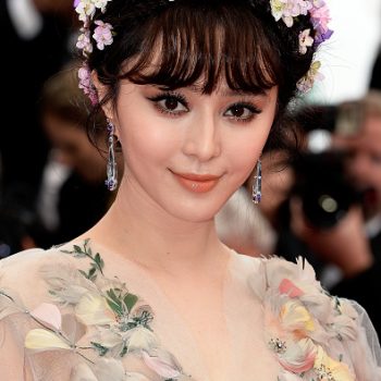 10 LOOKS DO 2º DIA DO FESTIVAL DE CANNES