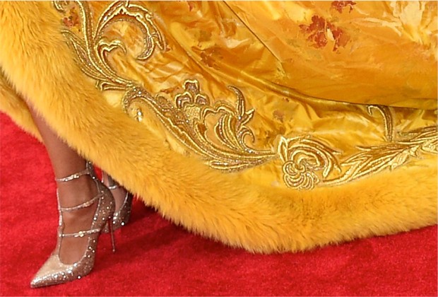 baile do met 2015 detalhe rihanna