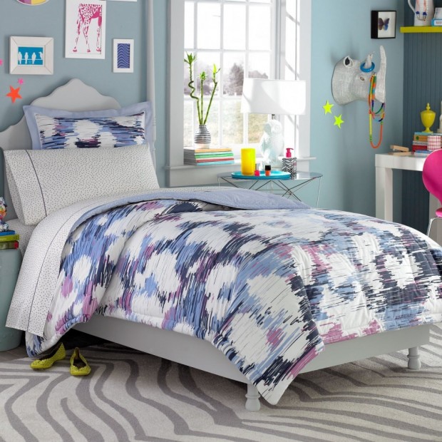 grey-soft-floor-also-with-bed-also-pillows-also-blanket-also-with-blue-wall-also-with-pictures-also-desk-915x915