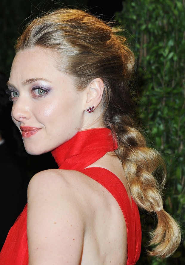 amanda-seyfried-rabo-tranca