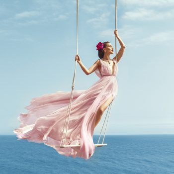 NATALIE PORTMAN EM 50 TONS DE ROSA NA REVISTA BAZAAR US