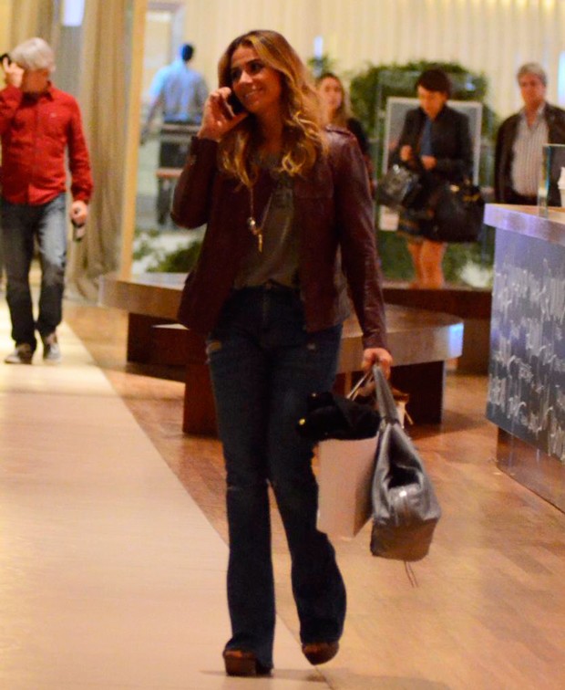 giovanna-antonelli-estilo-village-mall