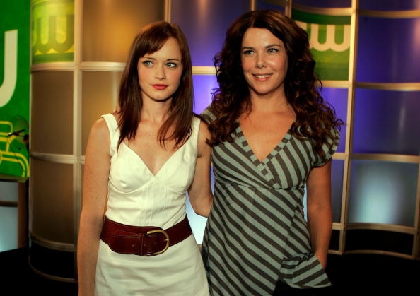 alexis-bledel-lauren-graham