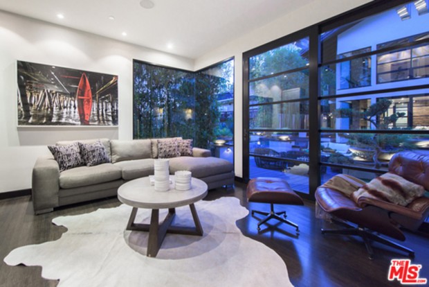 Calvin-Harris-Home-For-Sale-In-Los-Angeles-Living-Room