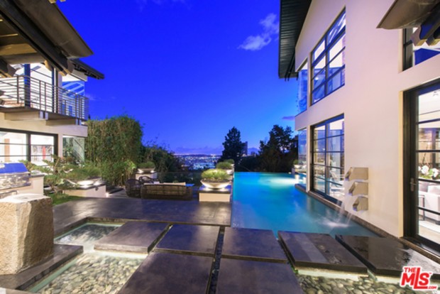 Calvin-Harris-Home-For-Sale-In-Los-Angeles-Pool-3