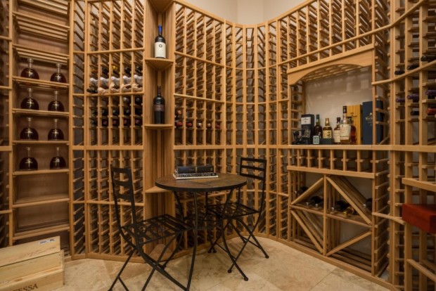 Alicia-Keys-wine-room-980db9-1024x683