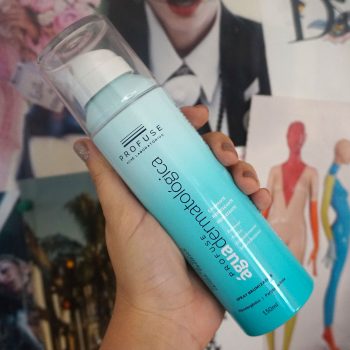 Viciada em Água Dermatológica