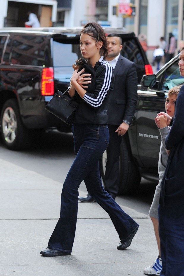 bella-hadid-outside-vera-wang-in-soho-in-nyc-october-2015_5