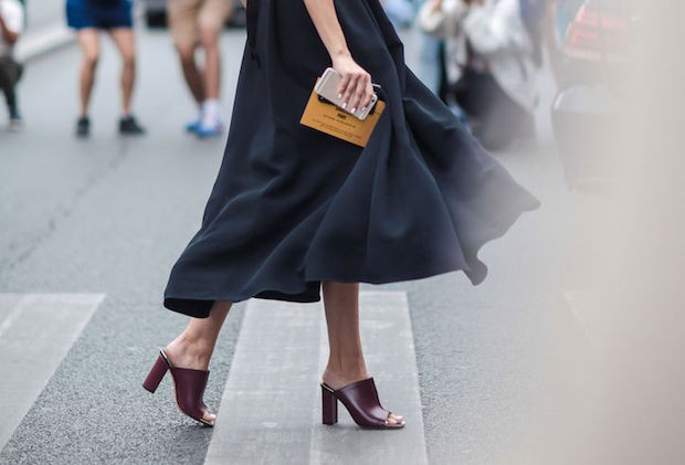 look moda mule 42