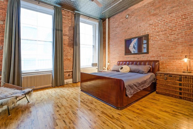 Adam-Levine-And-Behati-Prinsloo-House-in-NY-Bedroom