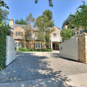 A casa da Adele em Beverly Hills