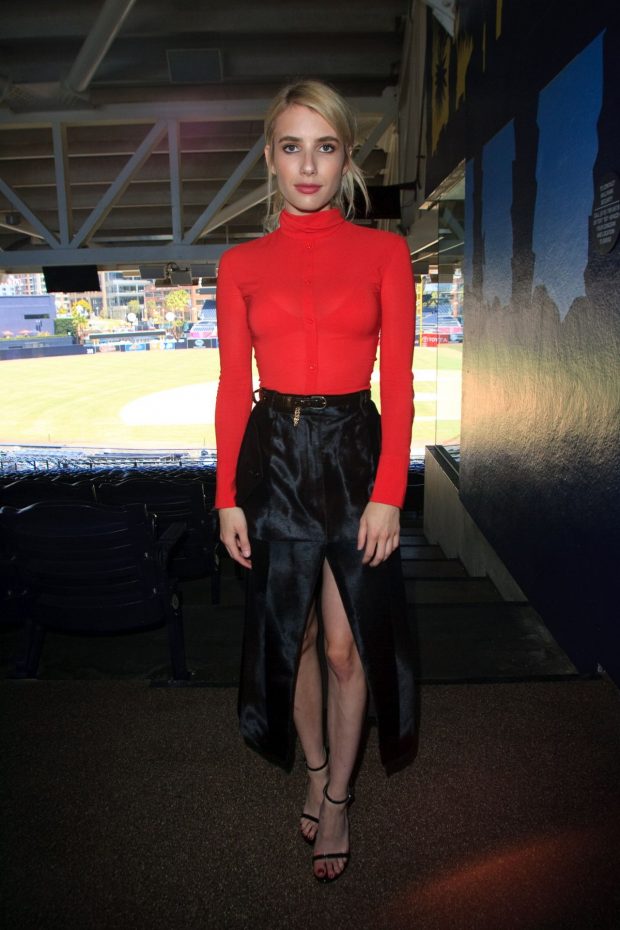 emma-roberts-style-comic-con-international-2016-in-san-diego-7-21-2016-5