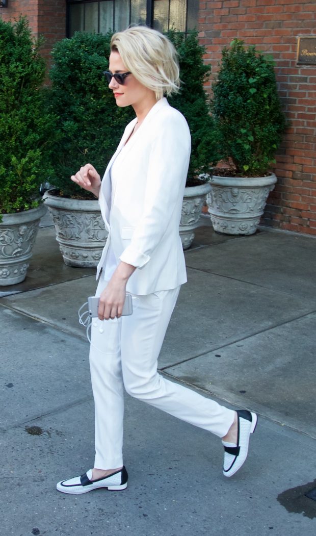 kristen-stewart-is-stylish-leaving-her-hotel-in-nyc-7-11-2016-8