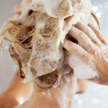 10 coisas que você NÃO deve fazer nos cabelos!