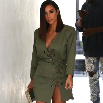 15 Looks da Kim Kardashian Por Aí