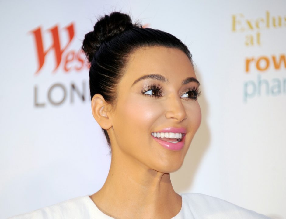 As 2 bases favoritas da Kim Kardashian! E elas custam 2 dígitos!!
