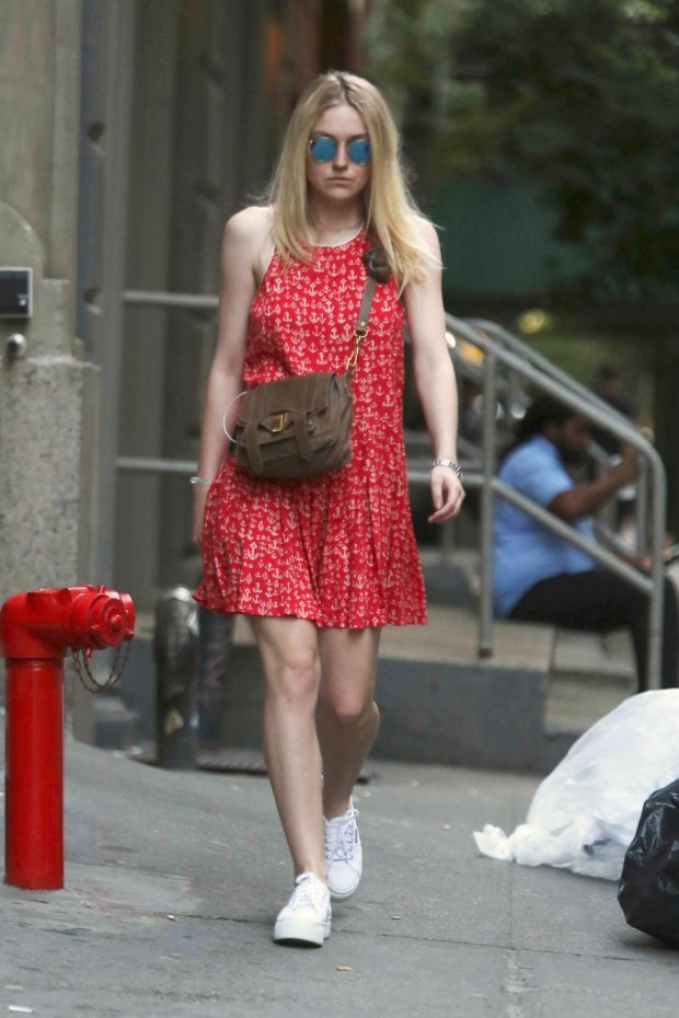 dakota-fanning-vestido