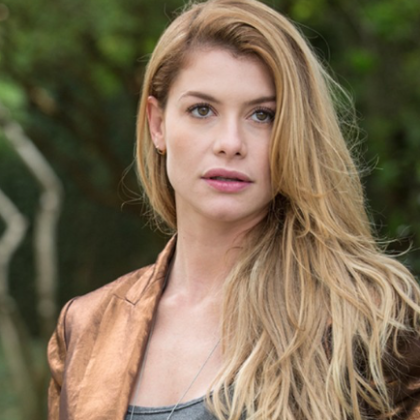 Os looks da Diana em Rock Story