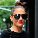 11 Looks da Jennifer Lopez Por Aí
