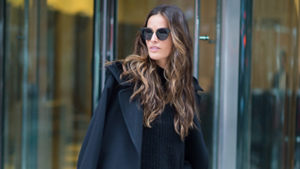 11 Looks da Izabel Goulart Por Aí