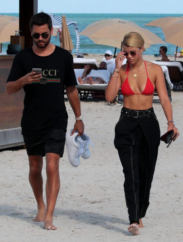 looks-sofia-richie