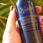 Demaquilante Midnight Recovery Cleansing Oil da Kiehl’s