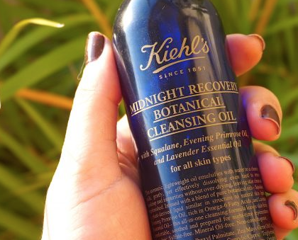 Demaquilante Midnight Recovery Cleansing Oil da Kiehl’s