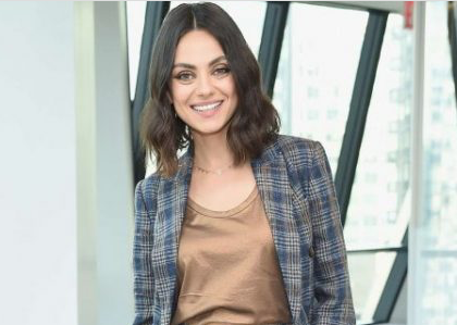 11 Looks da Mila Kunis por aí