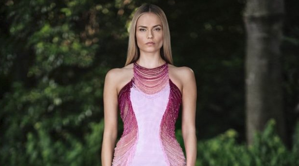 Atelier Versace: Você não vai ver nada mais bonito hoje