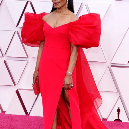 Os looks do Oscar 2021